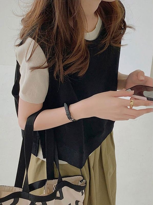 검은색