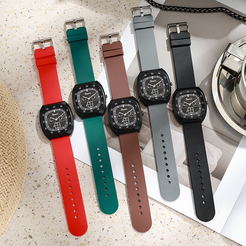 High-definition fashion silicone band square ladies three-hand quartz watch