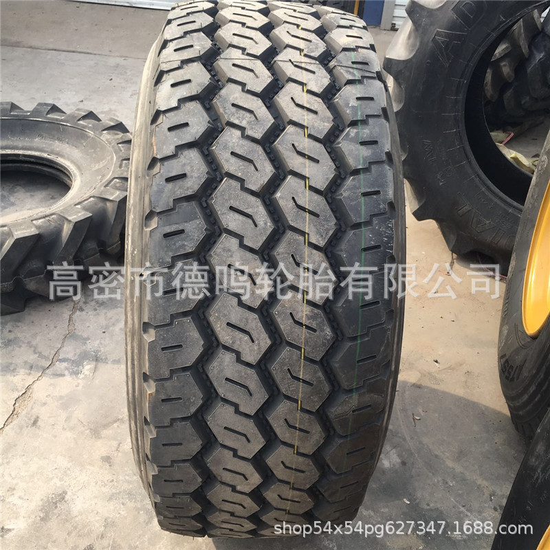 Suministro radial de neumáticos de acero 18R22.5 neumático de ingeniería