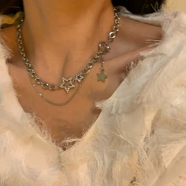 Star Necklace Female Ins Hip-Hop Sexy Accessories Niche Design Clavicle Chain 2025 New Trendy Cool Style