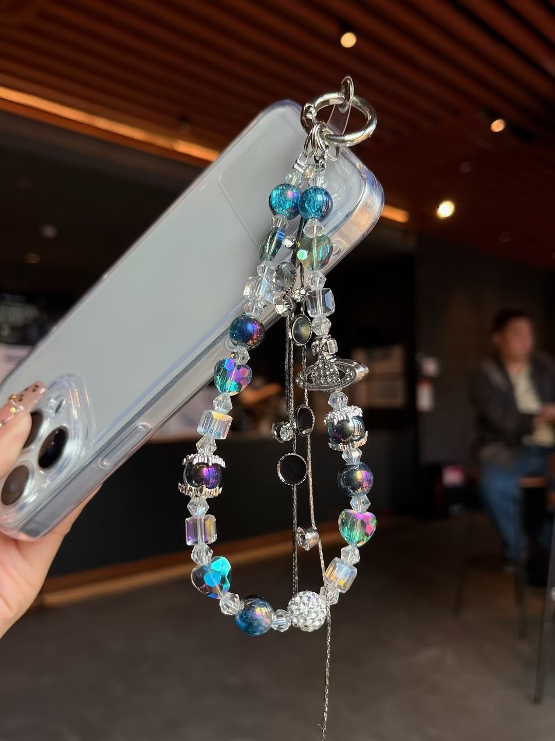 Cable de teléfono móvil de alto nivel, la emperatriz imperial del oeste Saturno, el planeta, cuentas de cristal, cuentas de fresa, cadenas de teléfono móvil hechas a mano, colgantes de muñeca