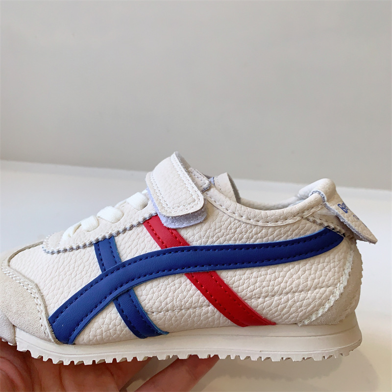 Koreaanse versie van Forrest Gump-schoenen voor kindersportschoenen voor dames in de herfst van 2023, nieuwe kleine witte schoenen voor meisjes_voghion.com