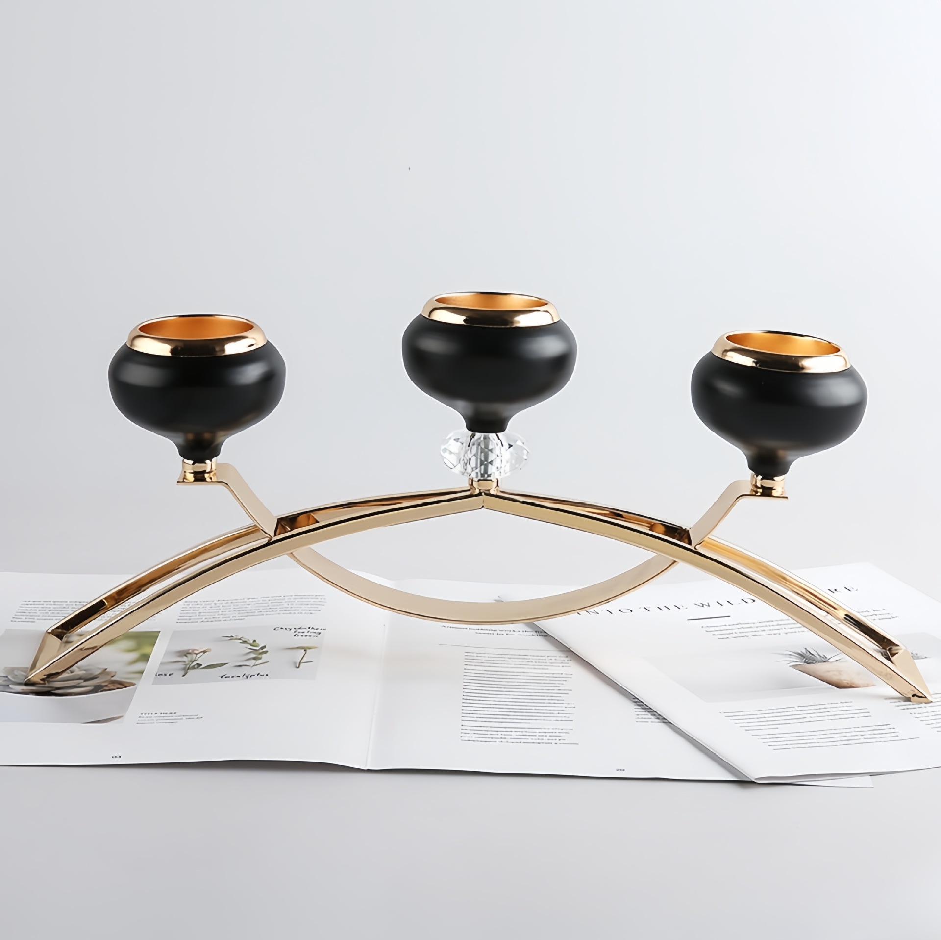 Amazon venta caliente hotel de estilo europeo KTV decoración de candelabros accesorios de boda mesa principal bar decoración fabricante de artesanías