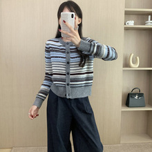 秋冬季新款宽松撞色条纹针织开衫女时尚洋气毛衣外套小香风上衣