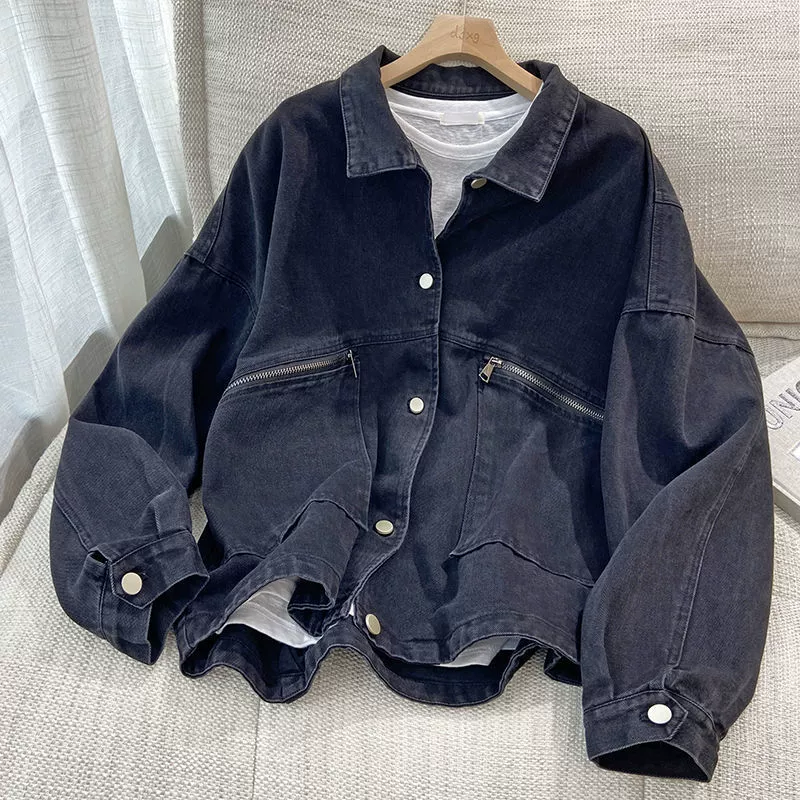 Denim jacket with zipper, loose fit
