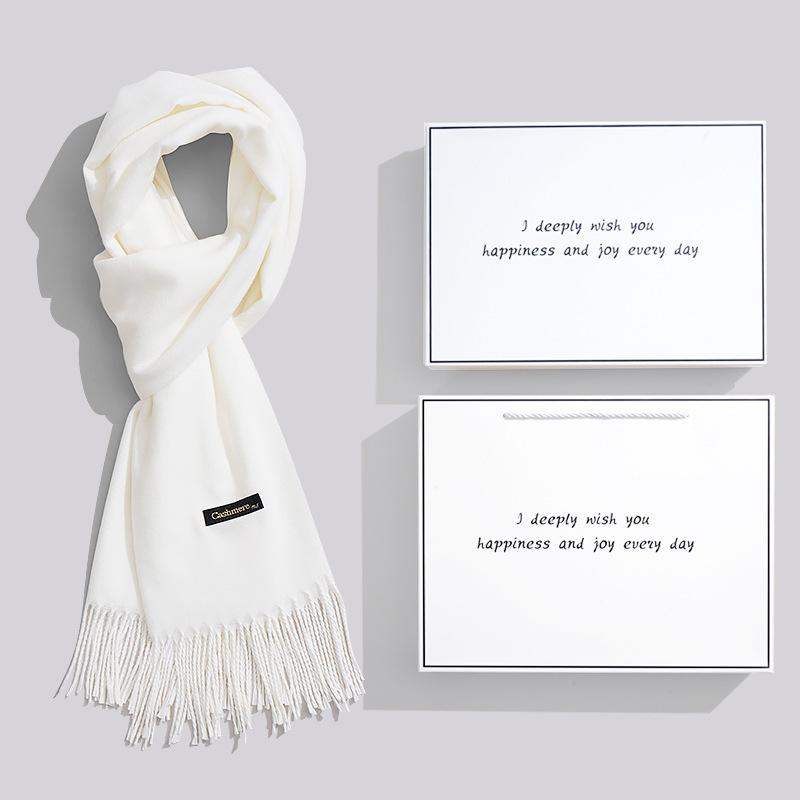 Birthday Gift Scarf Gift Box Set for Girls, Thickened and Fleece-Lined Shawl for Autumn and Winter, Practical Warm Gift for Girlfriend