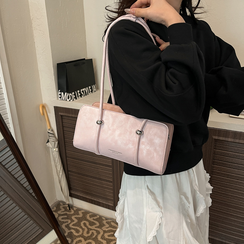 Simple retro bolso pequeño para mujeres 2026 nuevo bolso de estilo extranjero super caliente nicho diseño diario viaje bolsa de hombro