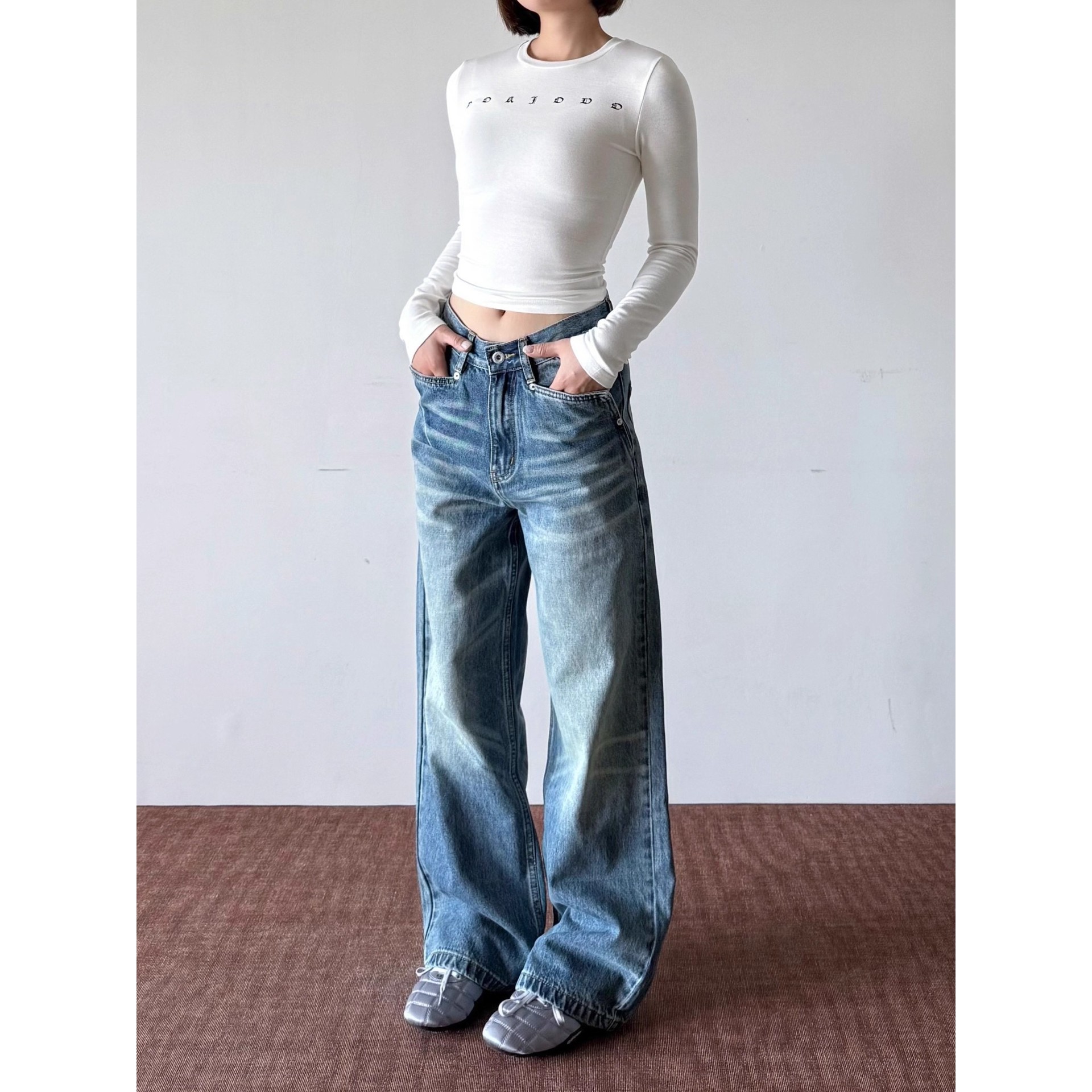 Retro Whiskered Washed Denim Jeans American Style Clean Fit Loose Straight Leg Casual Wide Leg Pants for Men And Women_mkmklike.com