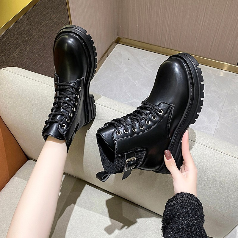 Thick-soled lace up boots NSYBJ138877