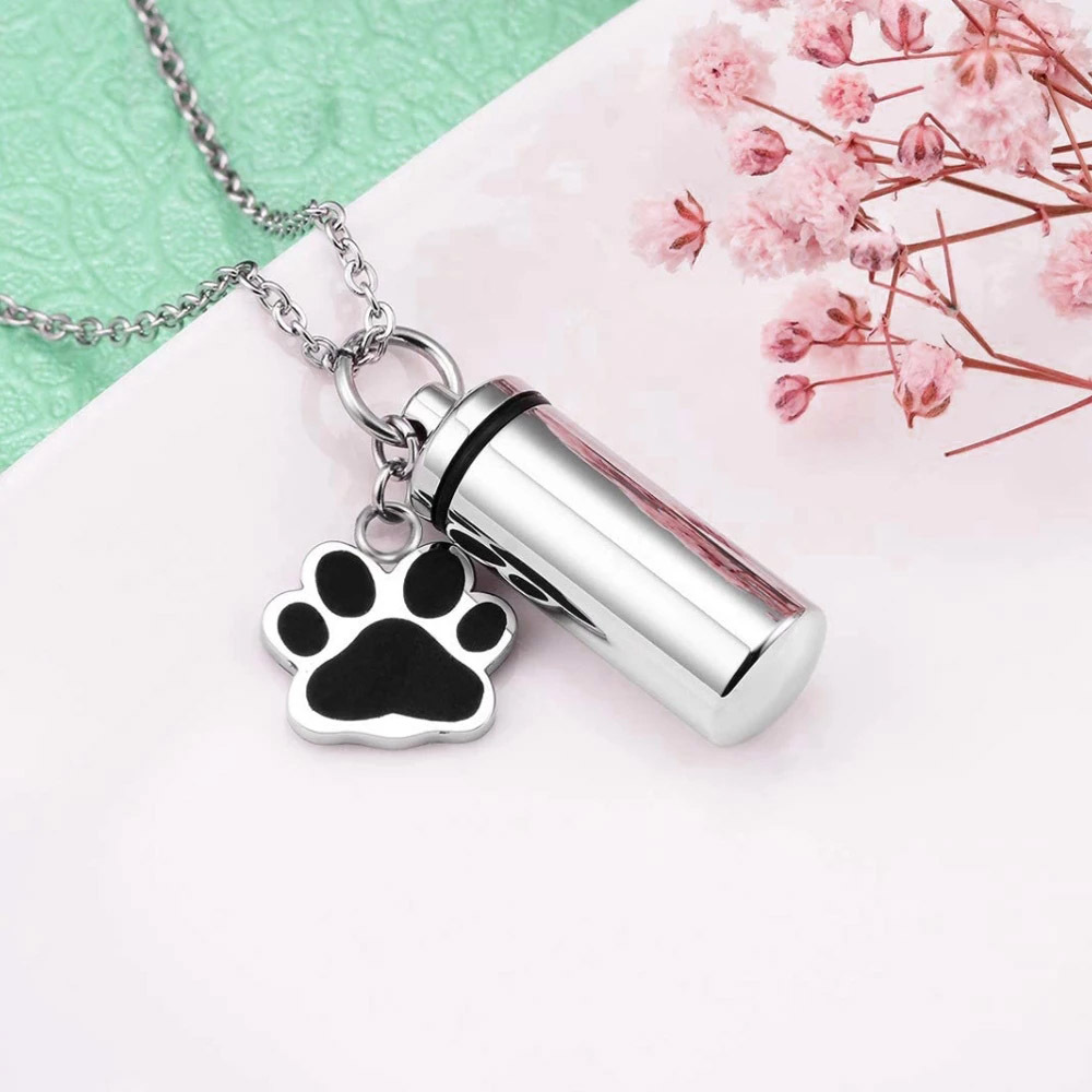 1 Piece Quantity Daily Occasion Titanium Steel Material Paw Print Pattern Modern Style Paw Print Titanium Steel Polishing Unisex Pendant Necklace