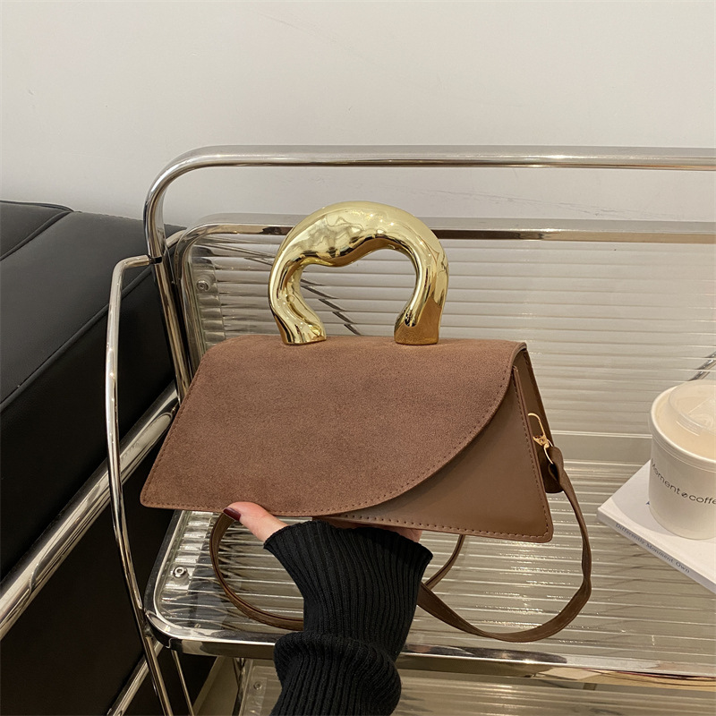 Bolsos pequeños con textura de estilo occidental para mujer 2025 nuevo estilo de este año bolso de mensajero de color sólido tendencia de moda bolso cuadrado pequeño portátil