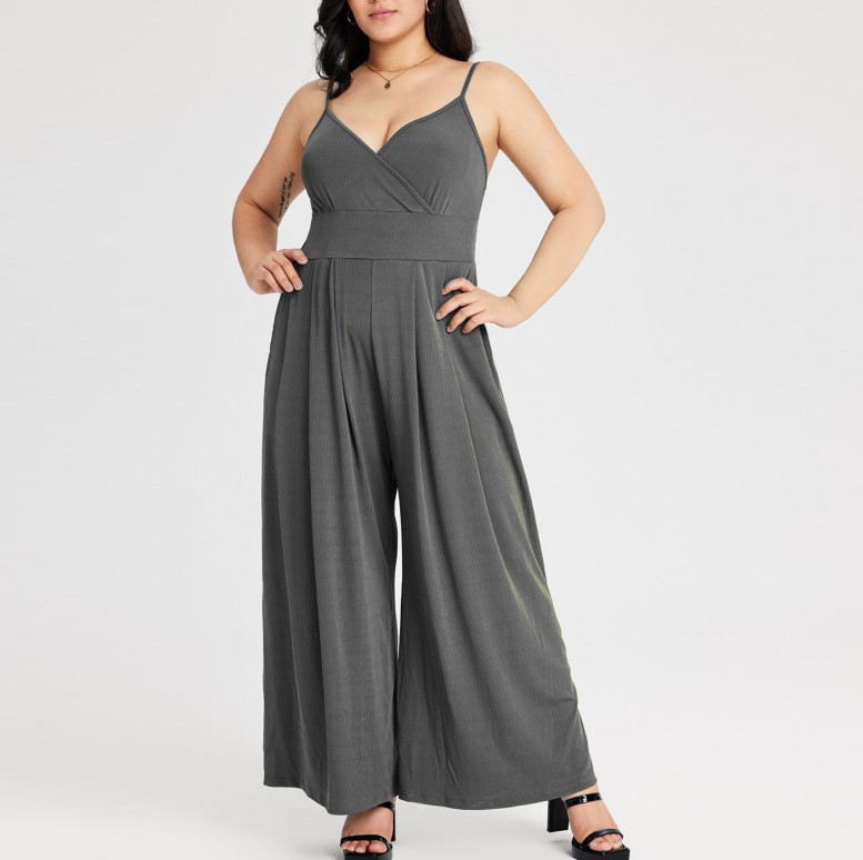 2023 europeo y americano Amazon AliExpress nuevo color sólido con cuello en V sexy Correa recta casual mono de mujer