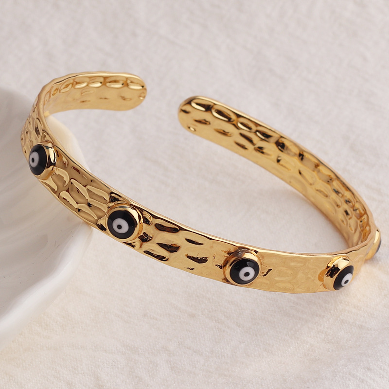 Daily Occasion Retro Devil's Eye Copper 18k Gold Plated Cuff Bracelets In Bulk