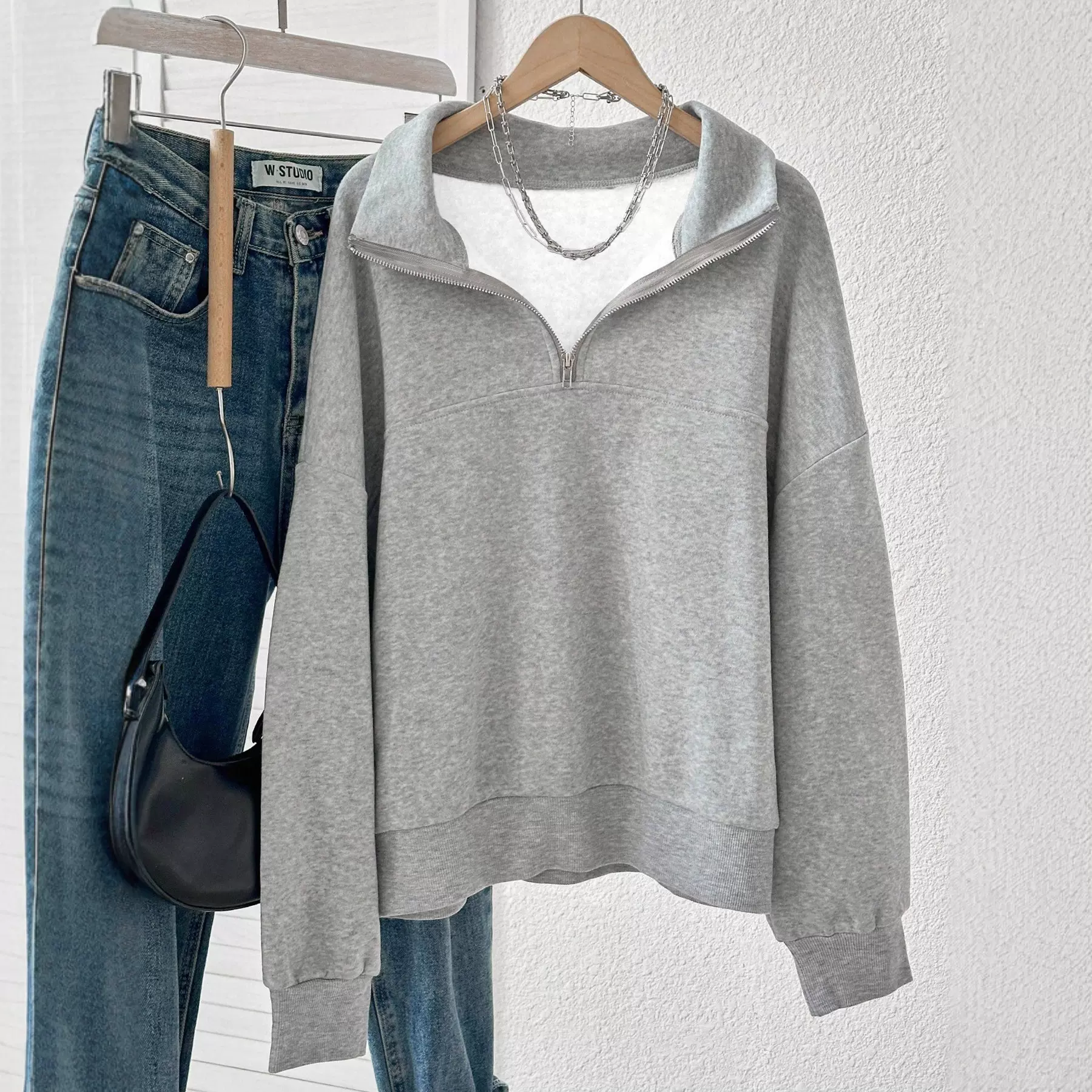 2025春秋冬新款大码女装休闲舒适纯色拉链翻领卫衣