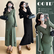 孕妇装2025秋冬韩版时尚潮妈长袖针织裙子法式复高级感大码连衣裙