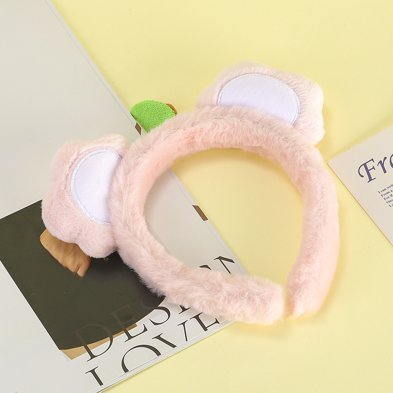 Otoño y invierno lindos estereoscópicos de peluche bandeja de cabello de dibujos animados orejas de gato orejas de conejo lavar la cara bandeja de cabello rojo al por mayor accesorios para el cabello