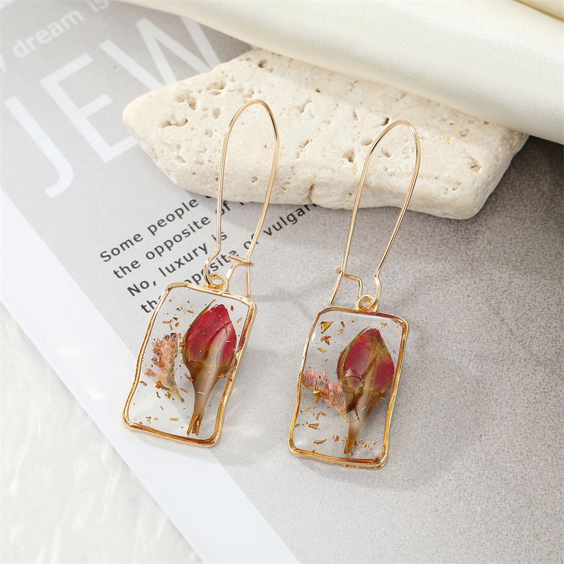 Dried Flower Pattern 1 Pair Simple Style Dried Flower Epoxy Transparent Synthetic Resin Alloy Dangling Earrings