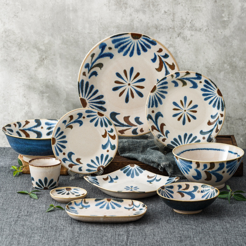 Two-Tone Ceramic Japanese Imported Kiln-Glazed Design Tableware, Japanese-Style Vintage Ceramic Dish, Underglaze Colored Rice Bowl Two-Tone Ceramic Japanese Imported Kiln-Glazed Design Tableware, Japanese-Style Vintage Ceramic Dish, Underglaze Colored Rice Bowl