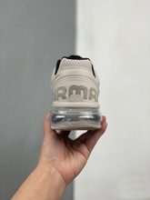 ���﹤�S���lMax 2013�鲼������|��Ь ͸����Ů���e�\������Ь