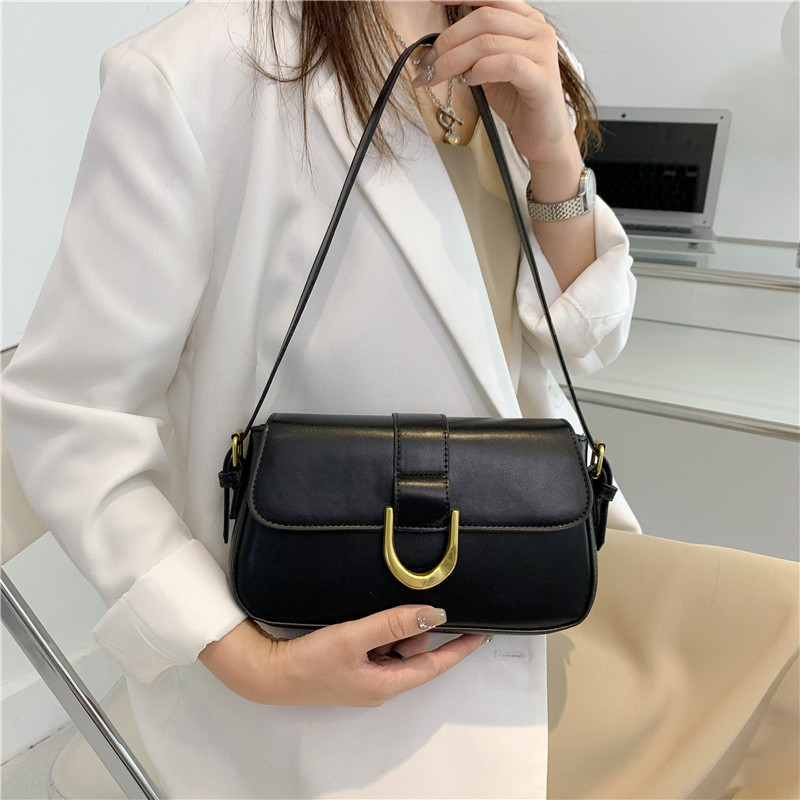 French Niche Underarm Bag 2022 Summer New Arrival Shoulder Crossbody Women's Bag Fashionable All-match Elegant Small Square Bag