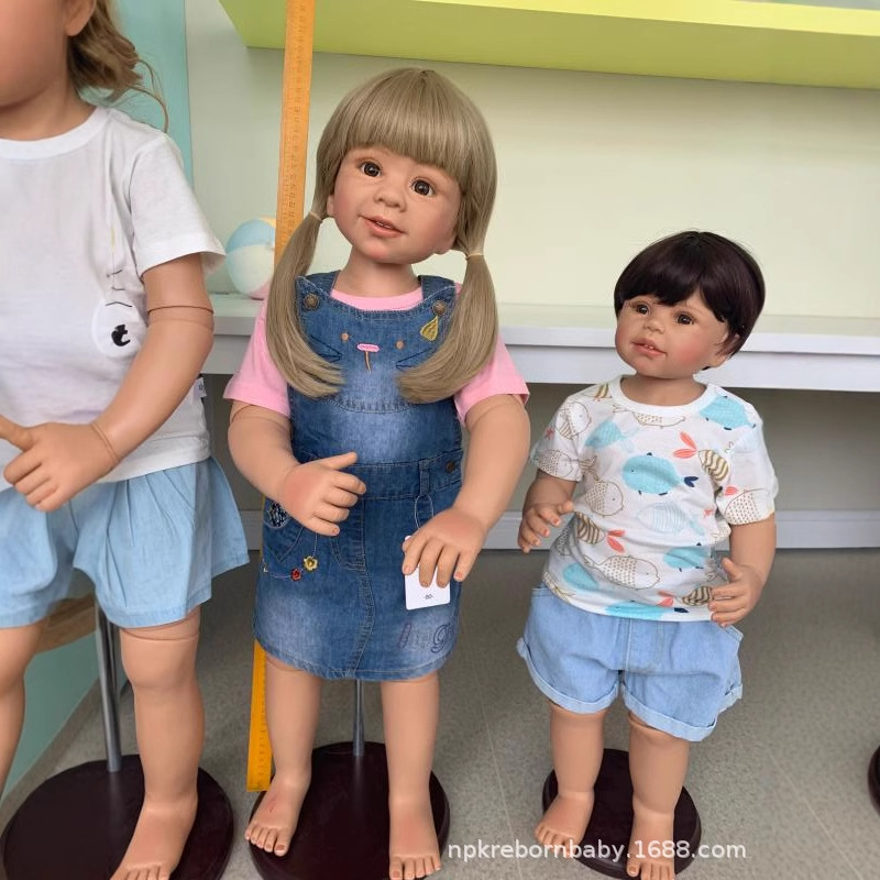 Muñeca de simulación modelo de ropa para niños grandes 80cm muñeca conjunta de pegamento completo 2 años de edad modelo de ropa para niños