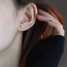 S925银针小巧珍珠耳钉女设计感精致法式轻奢耳饰珍珠耳环