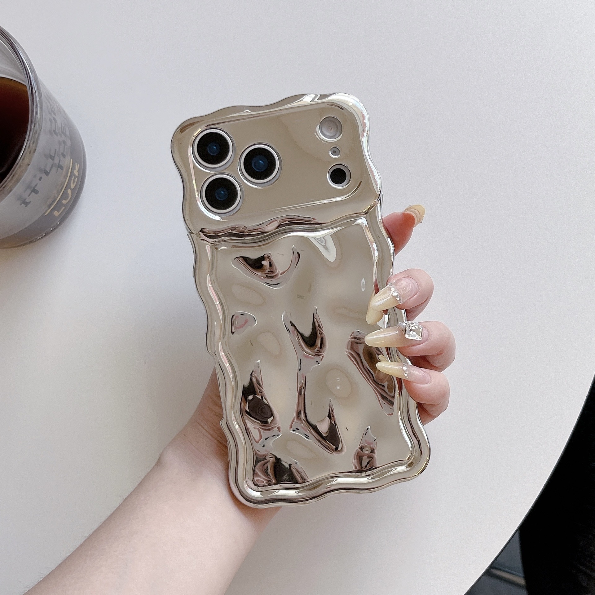 3103AC86-A99E-4BE7-8A83-2D8B70