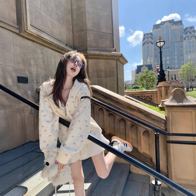 [self-set factory in stock now] milk fufu hooded floral sweater coat women's cardigan zipper loose rest