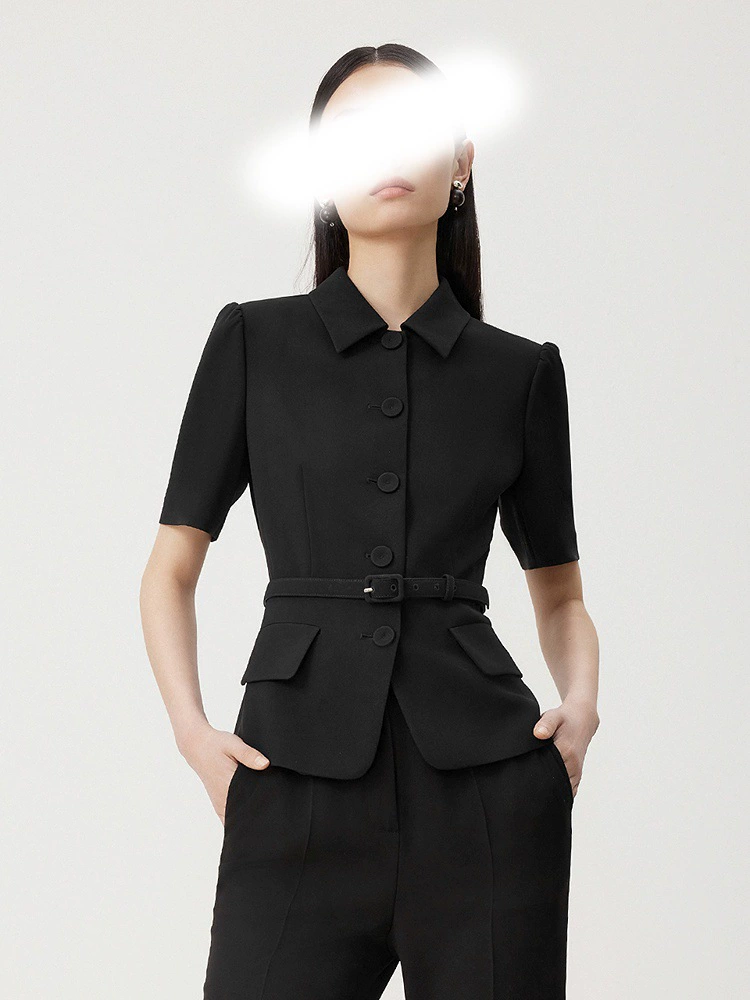 Summer suit, with short sleeve