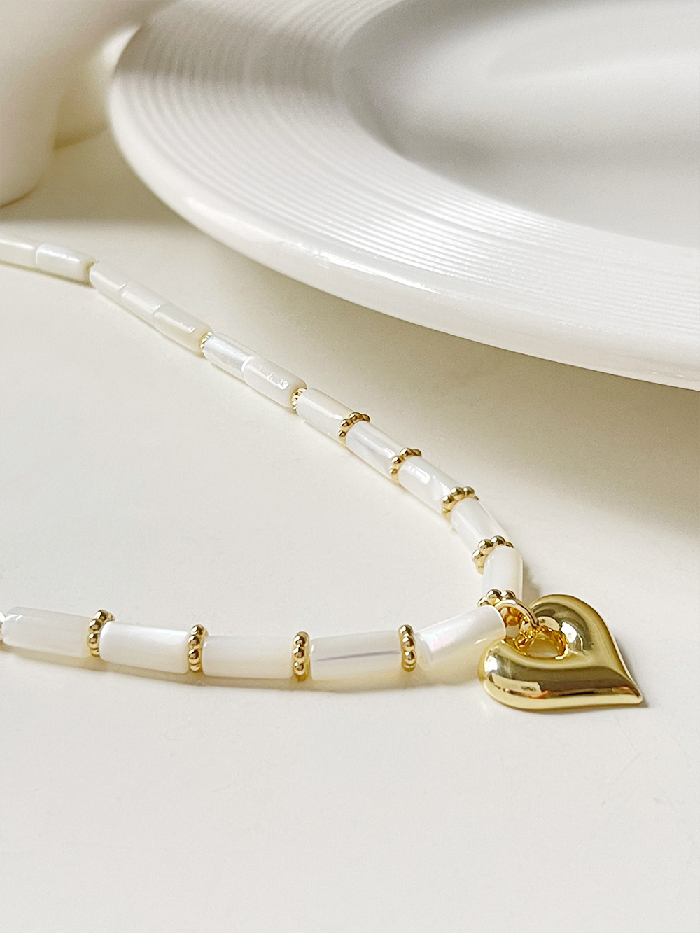 Fashion Heart Shape Shell Copper Beaded Plating Pendant Necklace 1 Piece