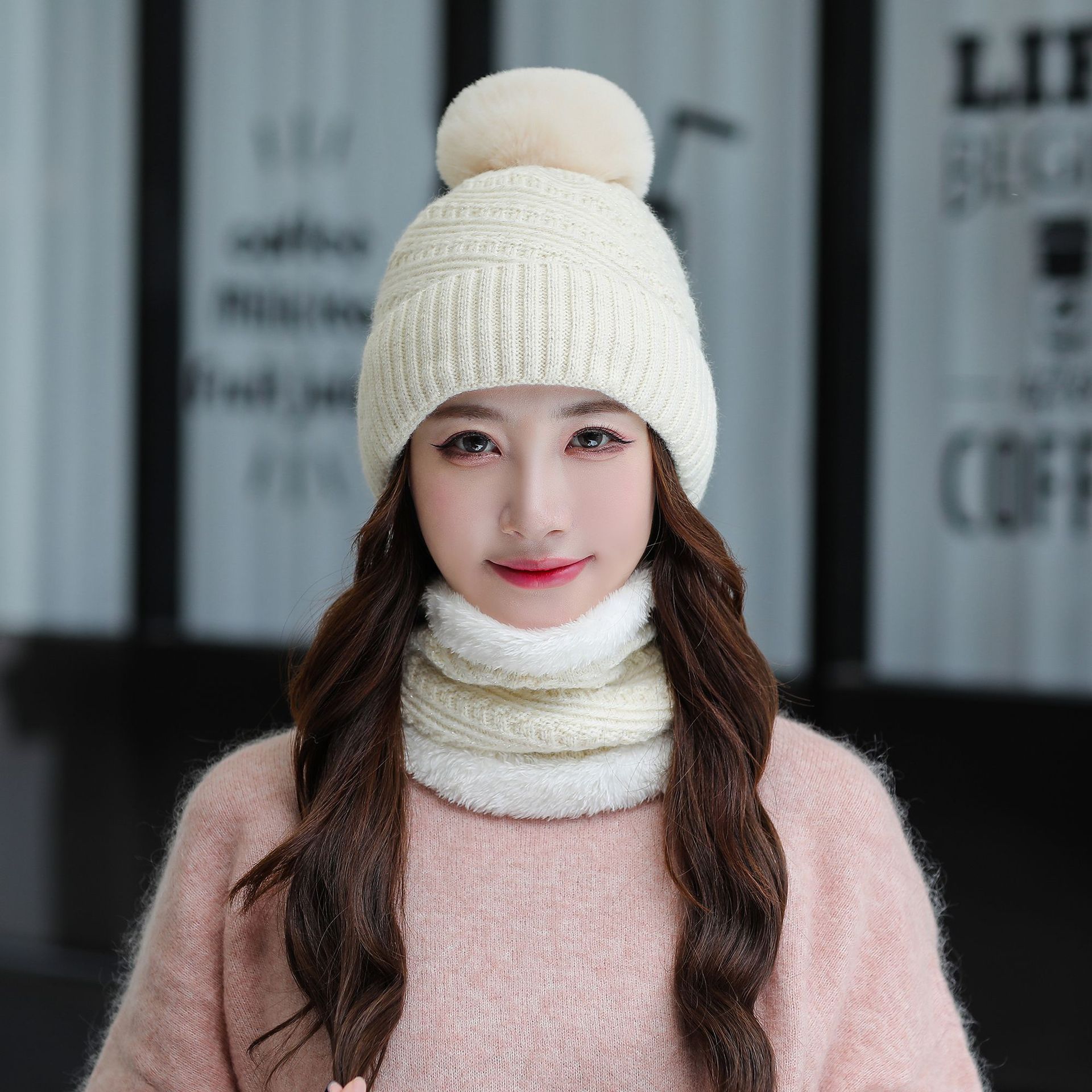 Sombrero bufanda de dos piezas de invierno de las mujeres estilo coreano color puro moda Otoño e Invierno cálido forro polar engrosado ciclismo de punto sombrero de lana image 1