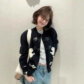 可爱兔子绣花毛衣开衫女秋冬牛角扣拼接韩系复古懒慵软糯圆领外套
