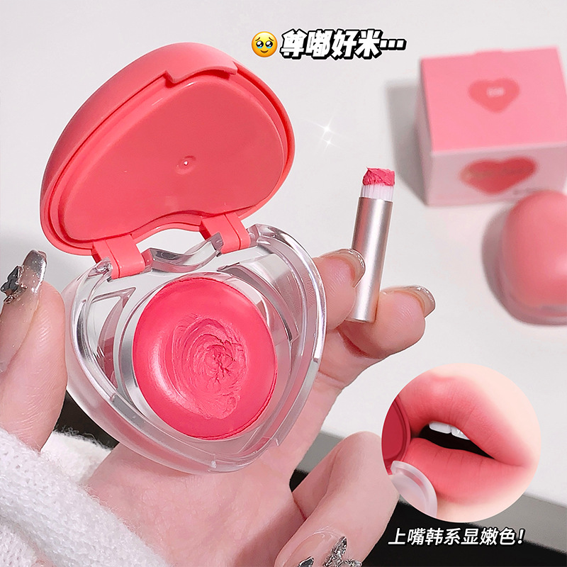 Gogo Bear Love Lip and Cheek Cream, un lápiz labial transparente, un lápiz labial transparente, un lápiz labial blanco y suave.