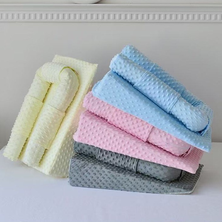 Newborn Anti-Vomiting Slope Pillow, Baby Soothing Pillow, Baby Bed-In-Bed Sleeping Pad, Side Sleeping Correction