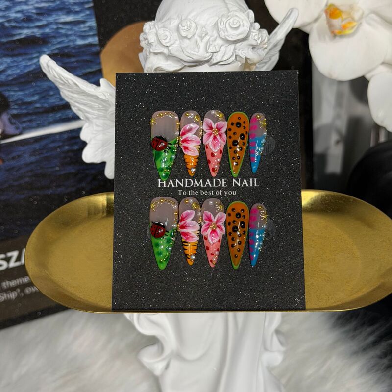 【Na Mo】European and American Style Pure Handmade Hand-Painted Wearable Nails, 3D Carved Flowers with Contrasting Color Gradient, Playful Beetle Tips 【Na Mo】European and American Style Pure Handmade Hand-Painted Wearable Nails, 3D Carved Flowers with Contrasting Color Gradient, Playful Beetle Tips