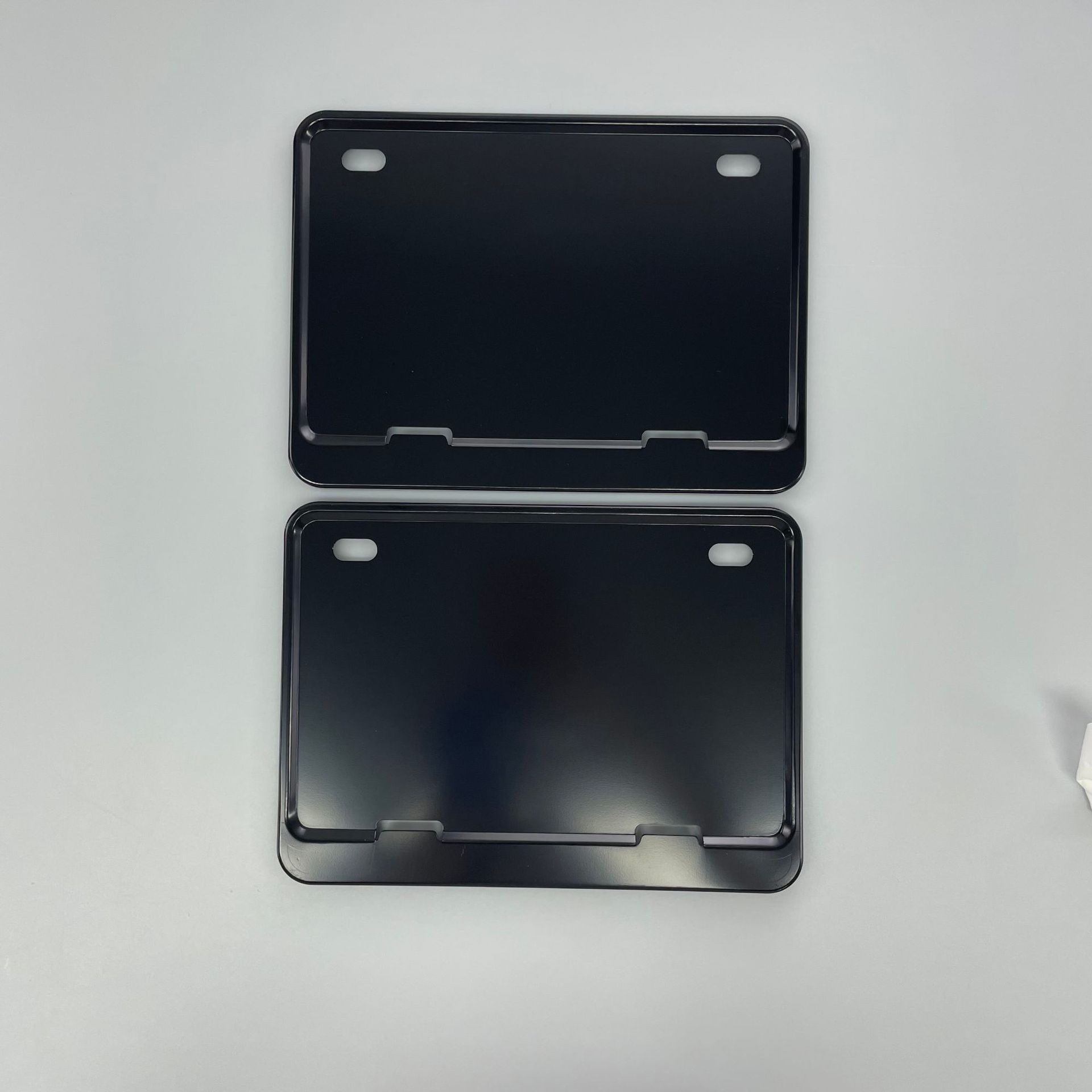 Motorcycle rear license plate frame, license plate holder, universal tail plate frame for scooters, aluminum alloy, new traffic regulations, thickened and solid