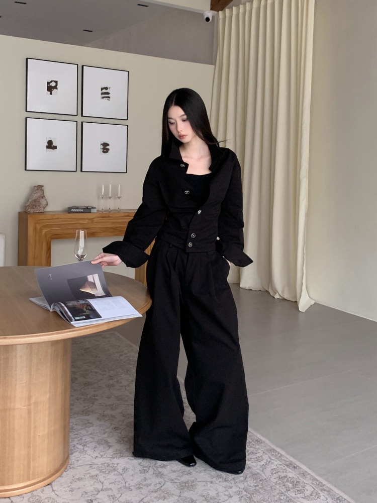 GraceChic GraceChic Autumn Hepburn Style "Urban Elite" Crisp Texture Waist-Cinching Short Shirt And Pleated Wide-Leg Straight Pants Set_voghion.com