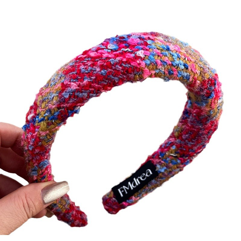 Christmas gift Festive atmosphere feeling red woolen hair band women's advanced sense hair card head Christmas New Year hoop hair accessories texture_voghion.com