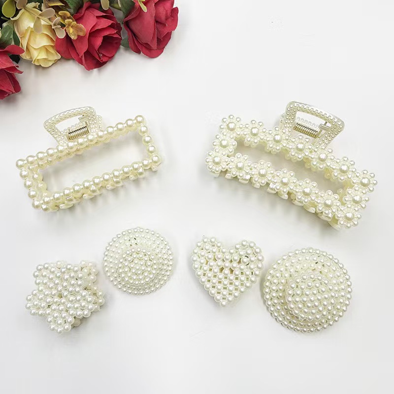Wholesale Large Shark Clip Hair Accessories Pearl Hair Clips High-End Ponytail Clips Hair Clips Peach Heart Small Claw Clips Hat Accessories
