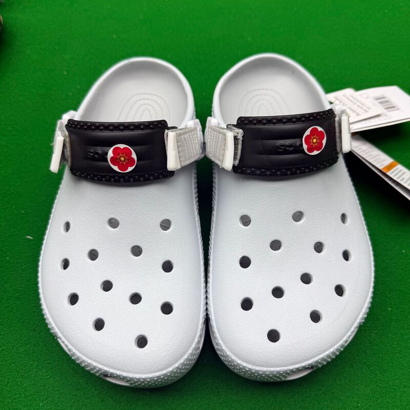 New Model Cheetah Adult Clogs Eva Non-Slip Sole Beach Shoes Water Shoes Slip-On Sandals Slippers