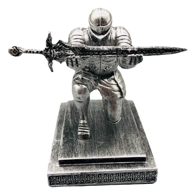 Исполнительный солдат Рыцарь Держатель пера Держатель ручки Творческий держатель ручки Держатель ручки Магнитный держатель лезвия Задний держатель ручки меча