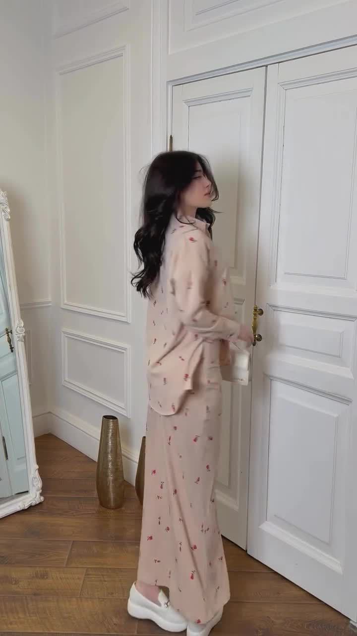 Abbigliamento da donna, estivo, due pezzi, traspirante, casual, con risvolto, vestito con stampa floreale_voghion.com