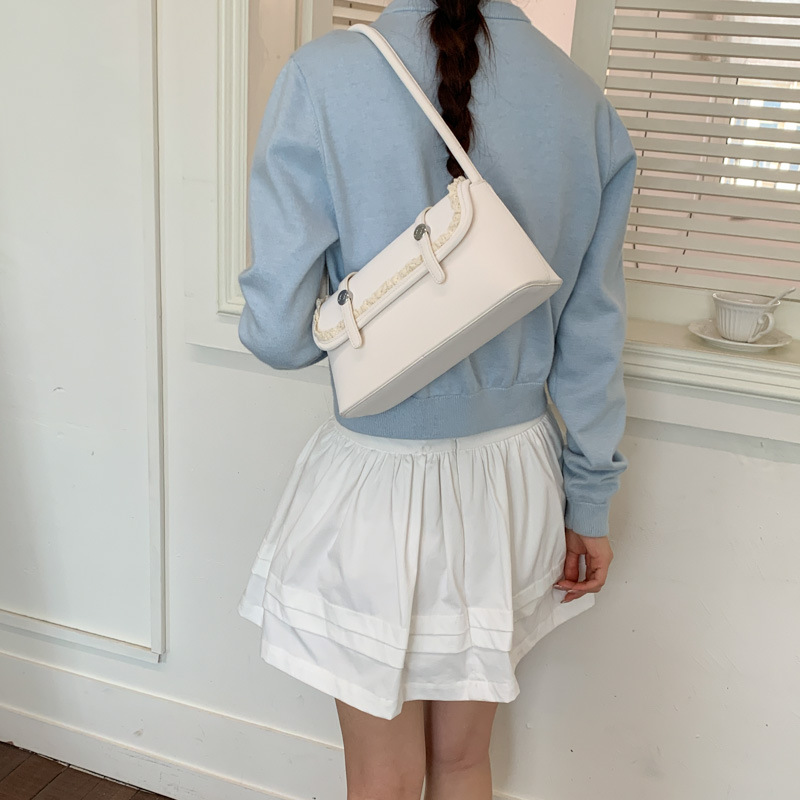 Diseño sensación de viaje diario bolso axilar 2026 mujer verano nueva moda moda moda bolso de hombro temperamento casual simple image 4