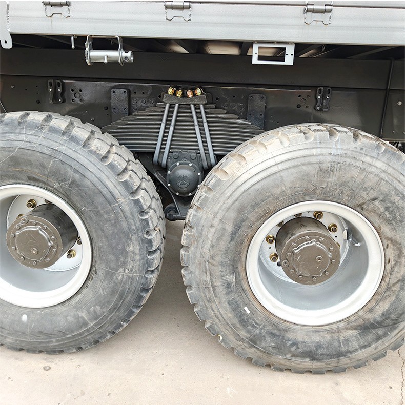 Camión de Carga Volquete Pesado Diésel, Tracción 4x2 para Transporte de Carga