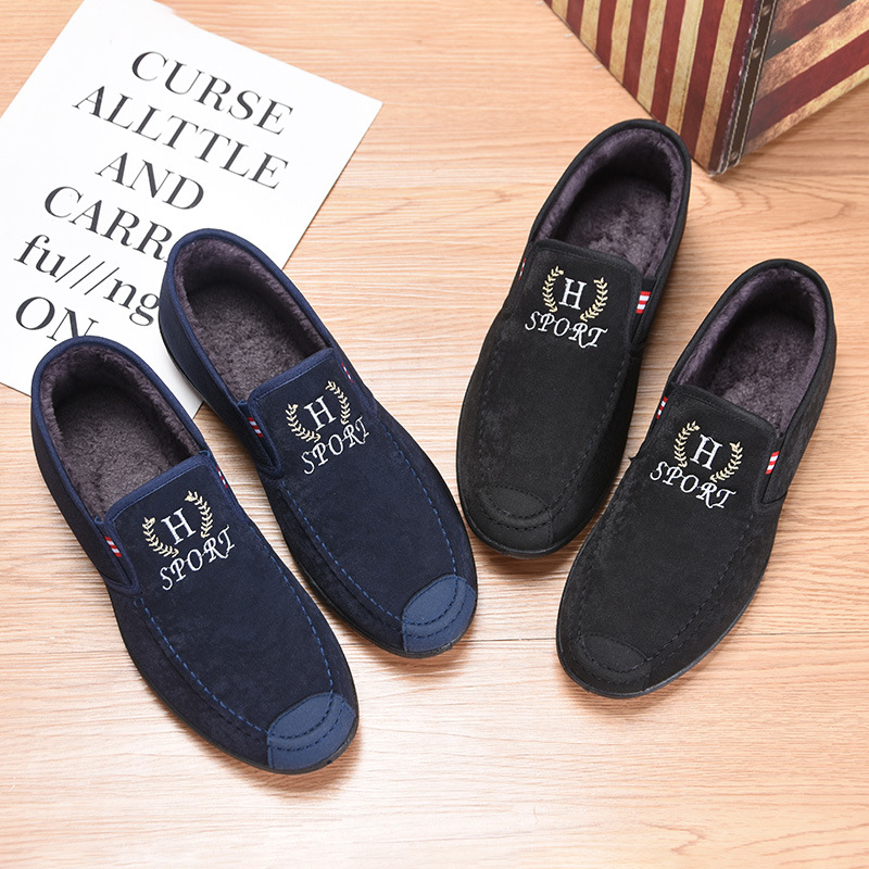 Zapatos acolchados zapatos de lona de algodón de los hombres zapatos de lona de invierno de los hombres zapatos de tela de Beijing al por mayor zapatos de comercio exterior zapatos de los hombres ocasionales