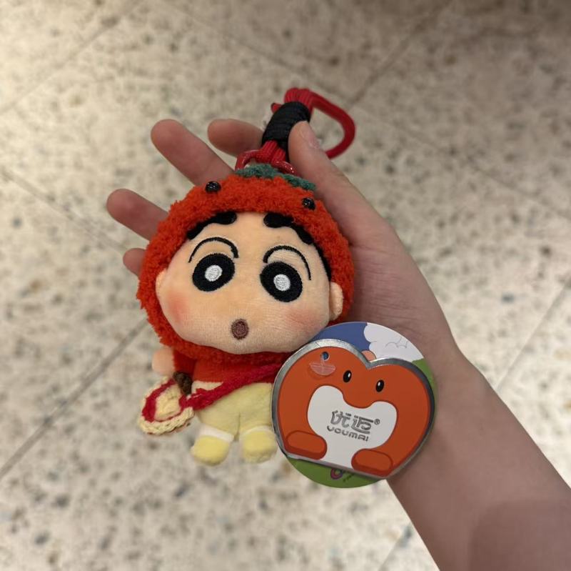 本物のクレヨンしんちゃんバッグペンダントかわいいぬいぐるみ漫画人形キーホルダースクールバッグペンダント学生ギフト|undefined