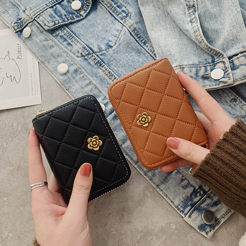 2023 New Fashionable Girl Student Bag Short Zero Wallet Women's Small and Large Capacity Multi Card Cover_voghion.com