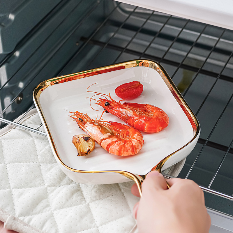 Nórdico creativo vajilla de cerámica rojo neto plato hogar oro borde mango hornear placa ins estilo carne desayuno placa