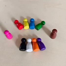 骰子、筹码;木质工艺品;游戏棋