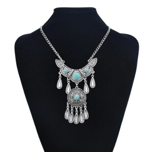 Cross-border Europe and the United States exaggerated retro metal necklace tassel necklace foreign trade jewelry alloy clavicle chain wholesale